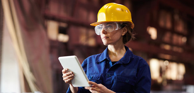 Six Steps to Digitizing Your Oil and Gas Safety Program