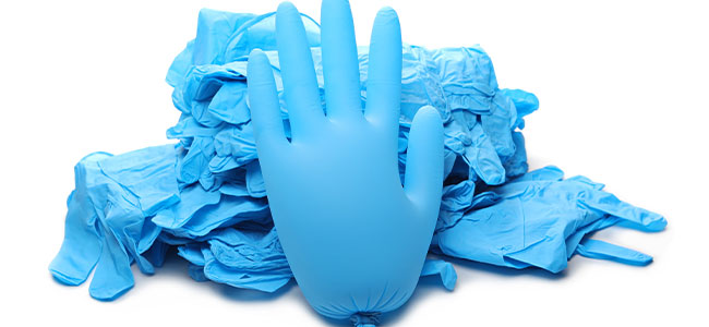 Getting a Grip: The Essentials of Textured Disposable Gloves
